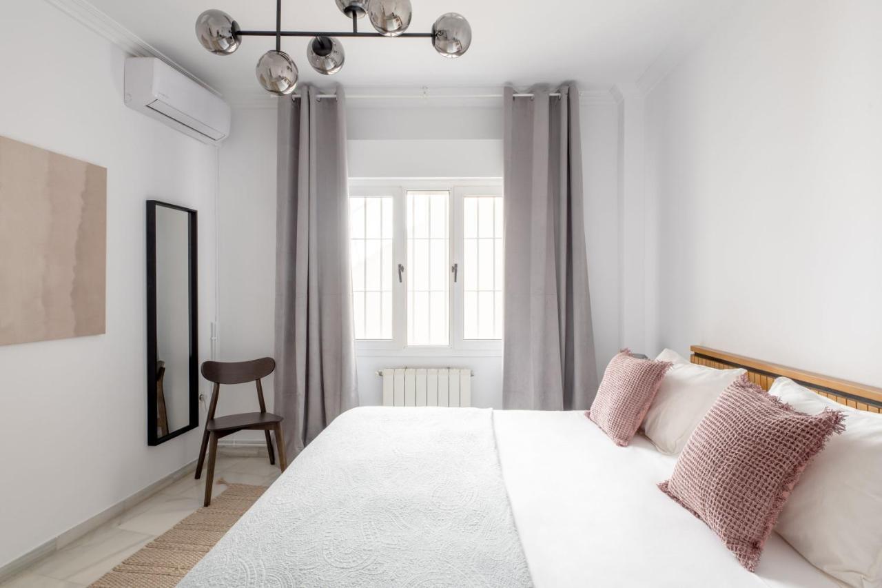 Suites Maestranza - Puerta Del Arenal By Magno Apartments Sevilla Kültér fotó